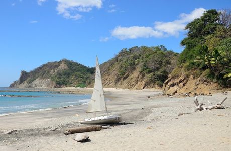 Playa Barco Quebrado