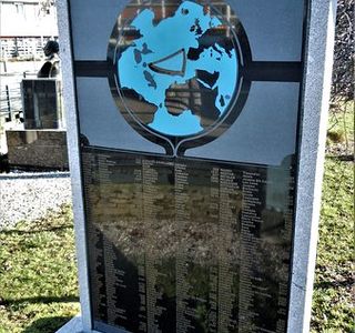 Stèle / Hommage aux Victimes de lEsclavage
