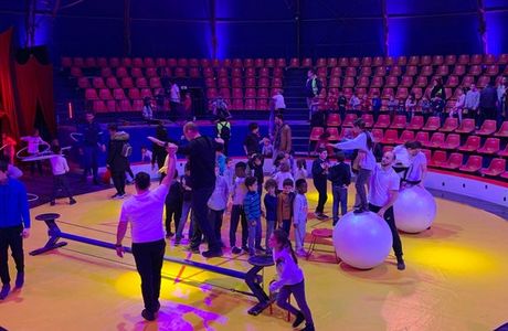 Une Journee au Cirque