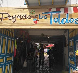 Plazoleta de los Toldos