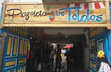 Plazoleta de los Toldos