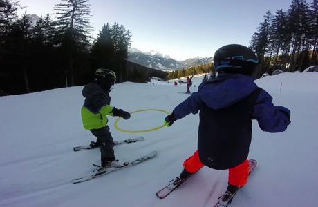 Skischule & Skiverleih Total