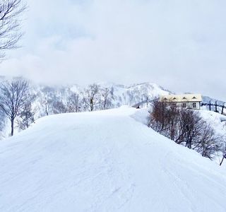 Kandastu Snow Resort