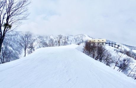 Kandastu Snow Resort