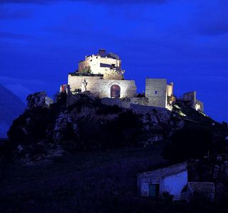 Castello di Calatubo