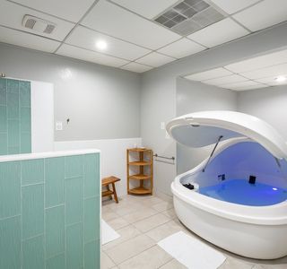 Sage Float Spa