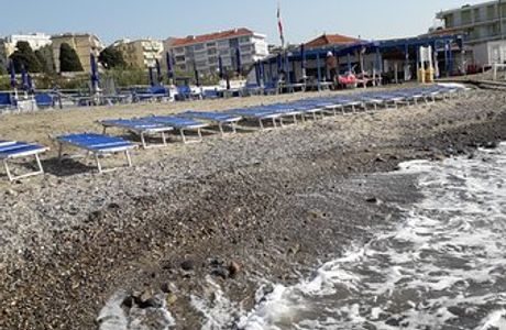 Bagni Foce Levante