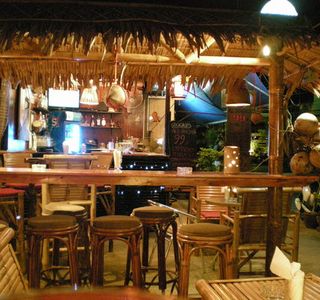 Ketum Bar Samui