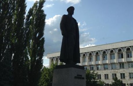 Dzerzhinskiy Statue