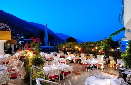 Crusoes Beach Club
