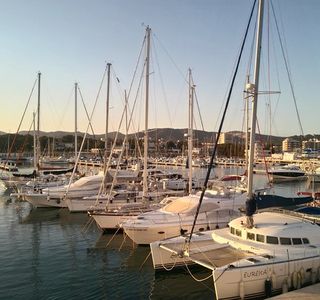 Puerto Deportivo Roda De Bara