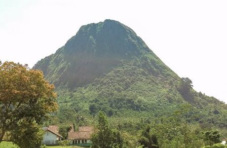 Mount Batu, Jonggol