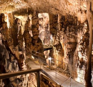 Biserujka Cave