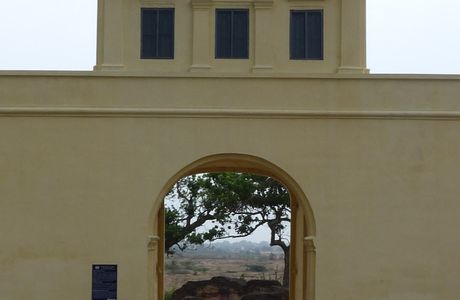 Delhi Gate
