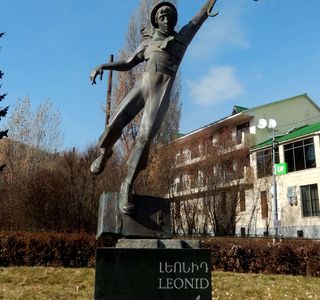 Leonid Yengibarov Monument