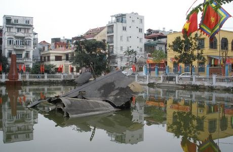 Huu Tiep Lake and the Downed B-52