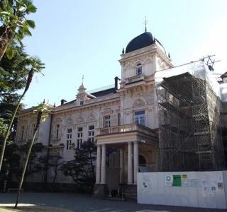 Kyu Iwasakitei Teien