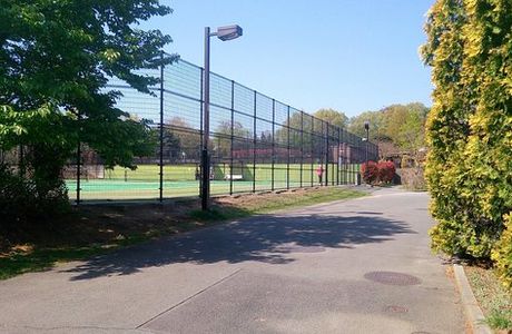 Hachioji Kamiyugi Park - Tennis Court
