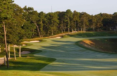 Tsukuiko Golf Club