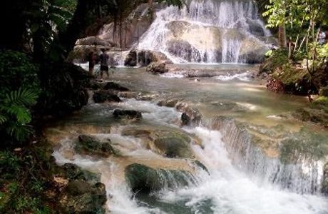 Panas Falls