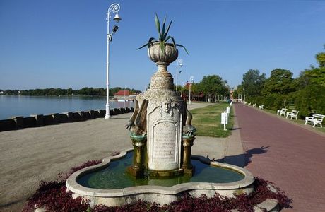 The memorial fountain