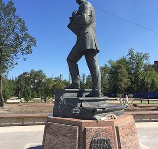 Monument to Mikhail Vrubel