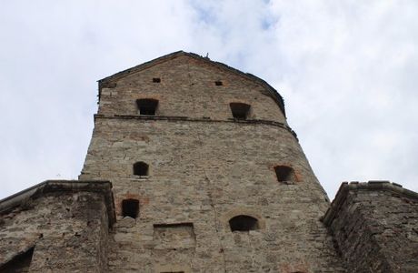 Kushnirska Stefana Batoryya Tower