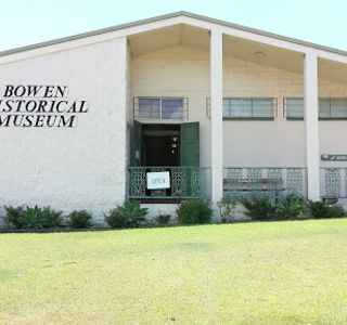 Bowen Historical Society and Museum