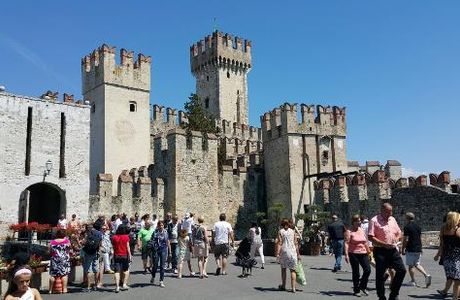 Apericena, Sirmione, Brescia