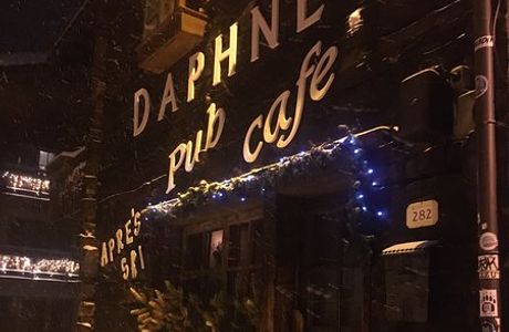 Daphne's pub