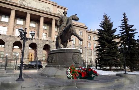 Marshal Zhukov Statue