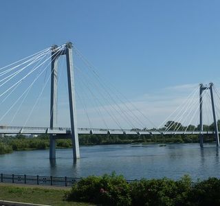 Vynogradovskiy Bridge