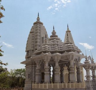Baba Baroh Temple