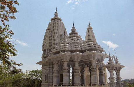 Baba Baroh Temple