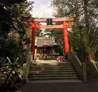 Shirasasainari Shrine