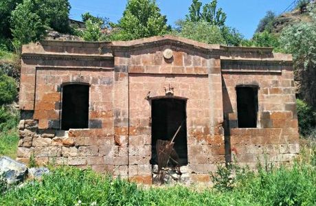 Ashtarak Old Bathhouse