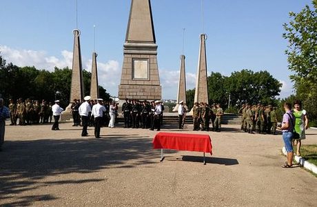 Monument to the Soldiers of the 2nd Guards Army