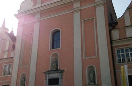 Servitenkloster / Pfarrkirche