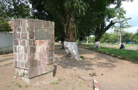 Monument De La Route Des Caravanes
