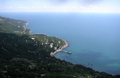 Laspi Bay