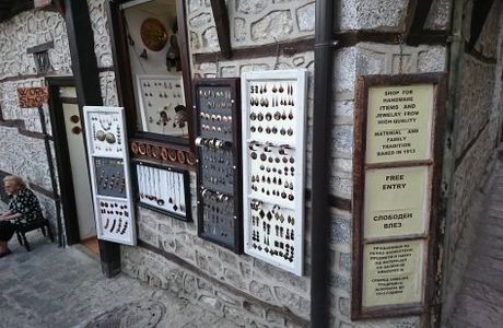 Marinov Souvenir Shops and Jewelry