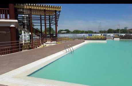 Lucky 9 Swimming Pool