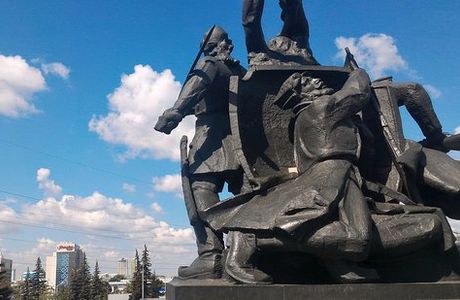 Monument to the Heroes of October Revolution and Civil War