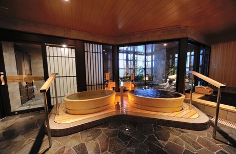 Spa Hills Yu