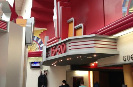 AMC 20 Plainville