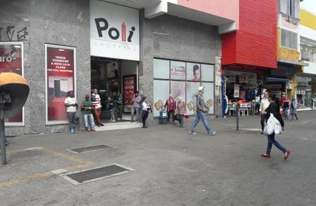 Poli Shopping
