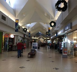 Boulevard Shopping Centre