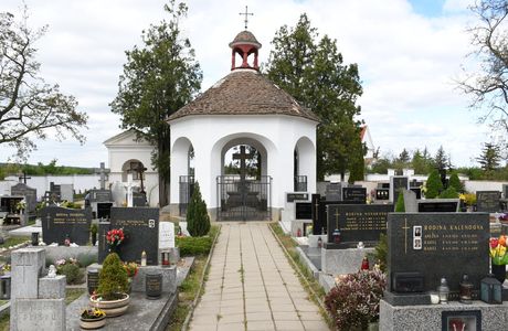 Cemetery Hradiste