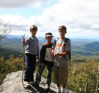 Cantilever Rock Trail