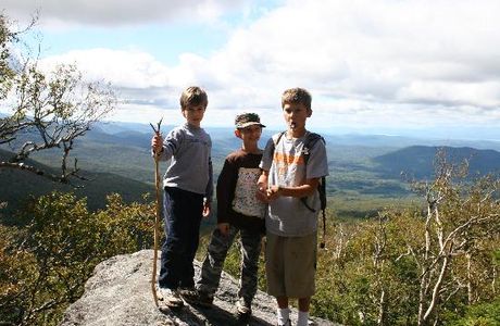 Cantilever Rock Trail
